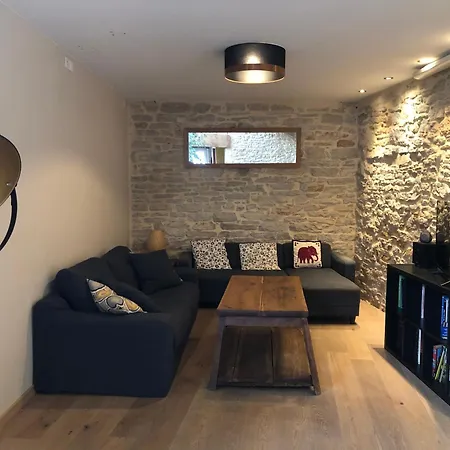 Maison Millot * Beaune (Cote d'Or)