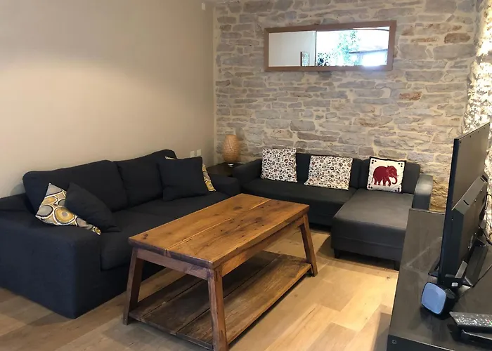 Maison Millot * Beaune (Cote d'Or)